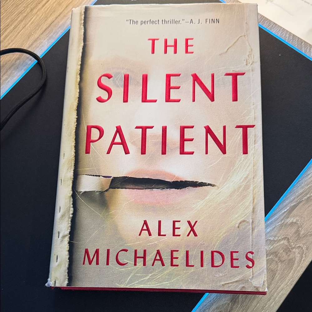 The Silent Patient by Alex Michaelides